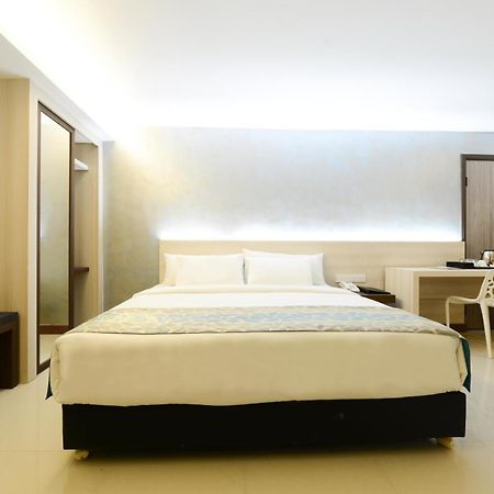Samudra Hotel Kuching Eksteriør bilde