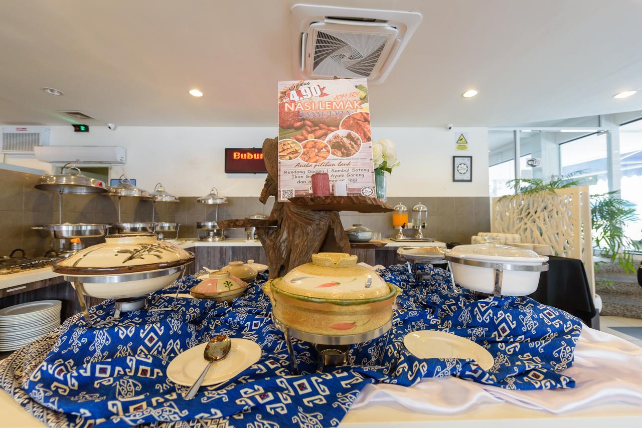 Samudra Hotel Kuching Eksteriør bilde